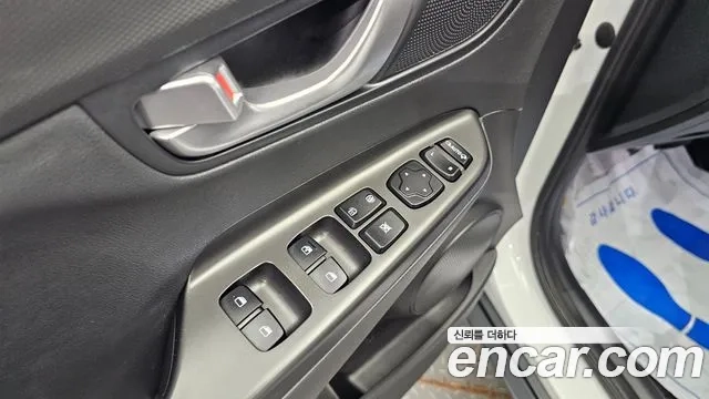 Hyundai The New Kona 2021 Белый из Кореи, фото 4