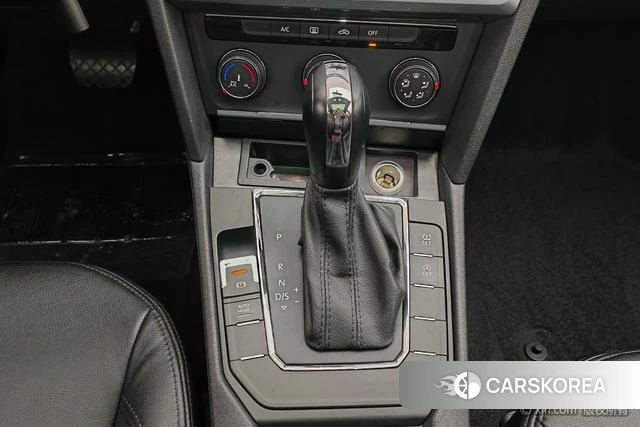 Volkswagen Lingdu 2021 Белый из Китая, фото 4
