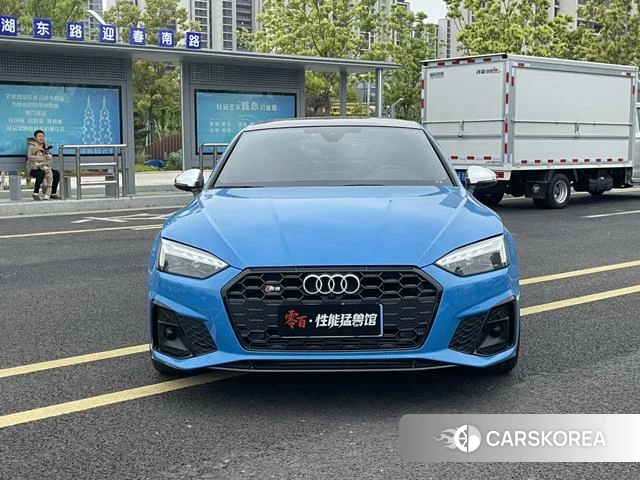 Audi S5 2021 Синий из Китая, фото 4