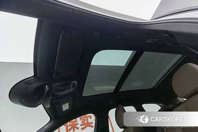 Volvo XC60 2021 Белый из Китая, фото 4