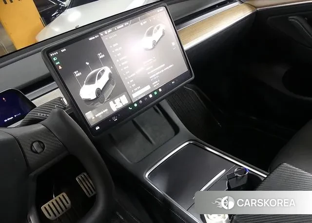 Tesla Model Y 2024 Белый из Кореи, фото 4