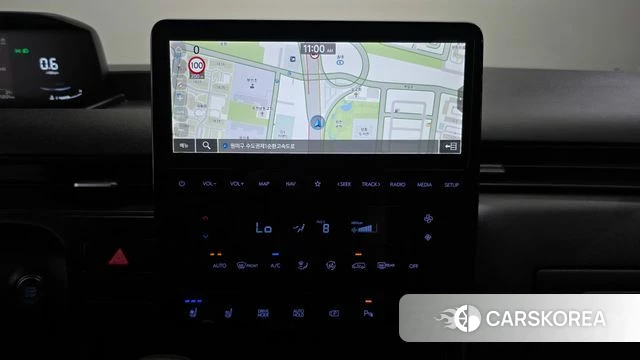 Hyundai Staria 2025 Белый из Кореи, фото 4