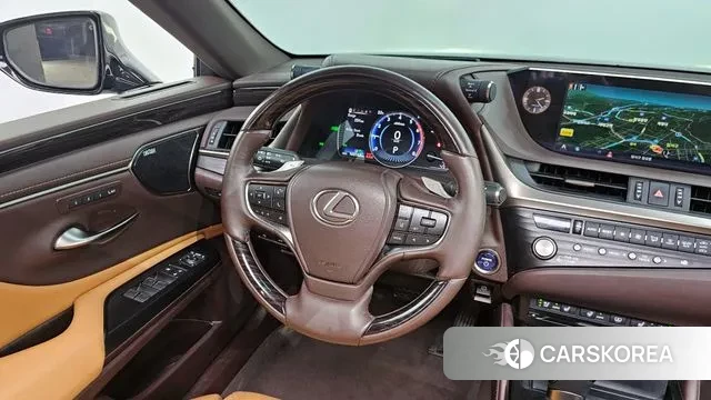Lexus ES300h 7th generation 2021 Серый из Кореи, фото 4