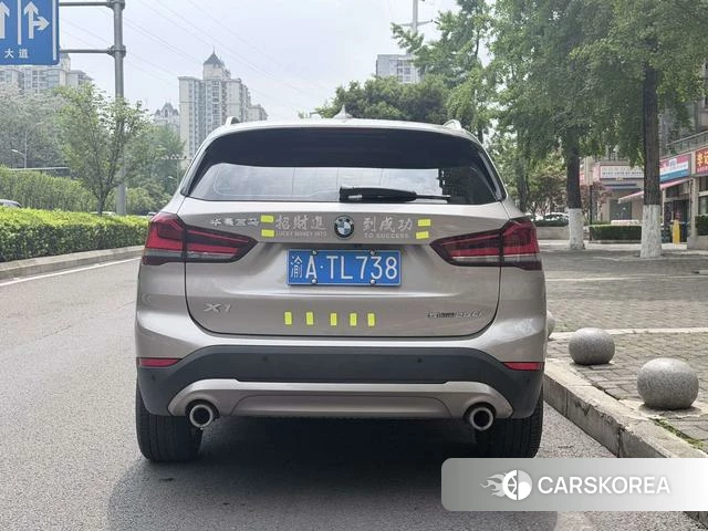 BMW X1 2023 Шампань из Китая, фото 4