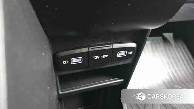 Hyundai Staria 2022 Черный из Кореи, фото 4