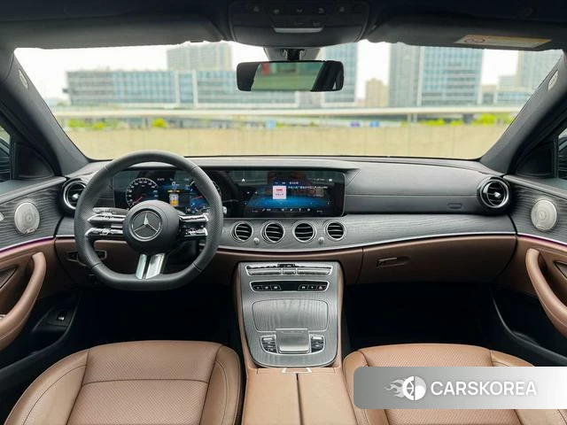 Mercedes-Benz E-class 2023 Черный из Китая, фото 4