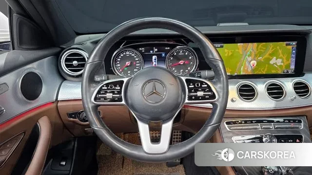 Mercedes-Benz E-Class W213 2019 Белый из Кореи, фото 4