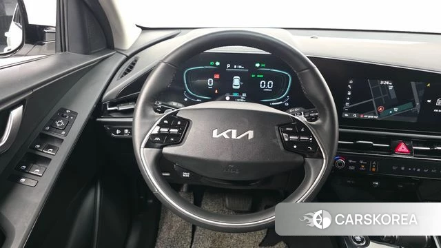 Kia Di Ol Nu Niro 2022 Белый из Кореи, фото 4