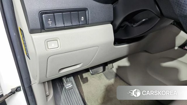 Kia The New Carnival 2019 Белый из Кореи, фото 4