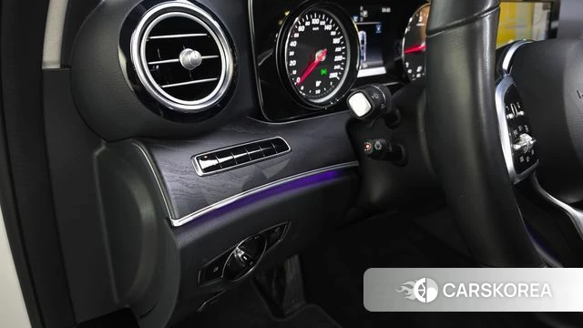 Mercedes-Benz E-Class W213 2019 Белый из Кореи, фото 4