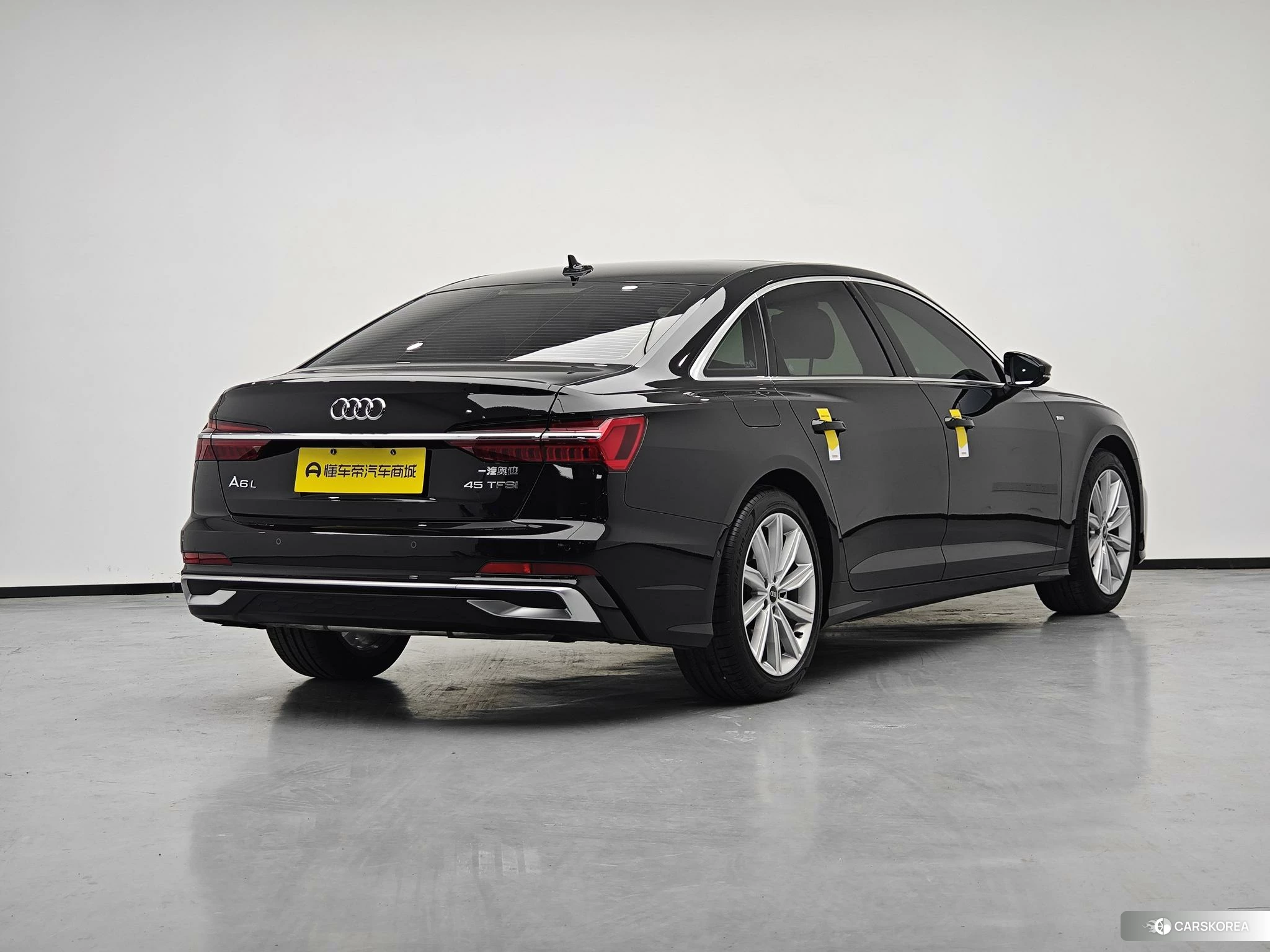 Audi A6L 2023 Черный из Китая, фото 4