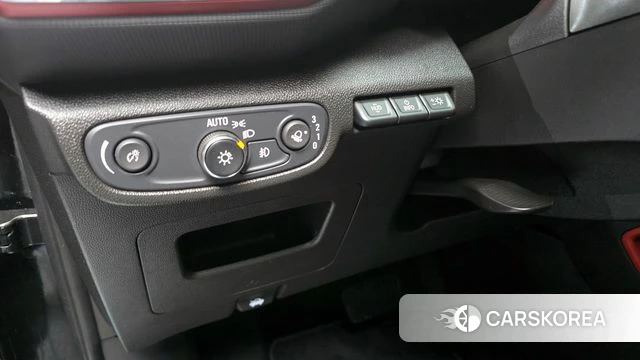 Chevrolet (GM Daewoo) Trailblazer 2021 Черный из Кореи, фото 4