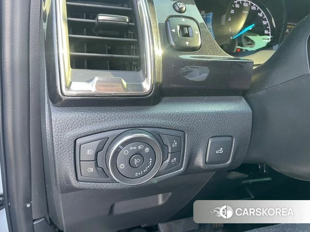 Ford Ranger 3rd Generation 2021 Черный из Кореи, фото 4