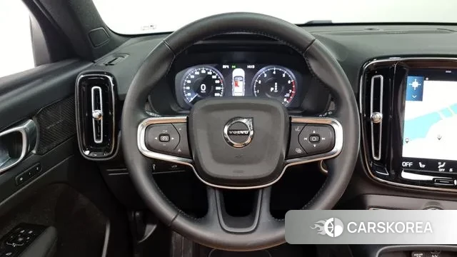 Volvo XC40 2021 Белый из Кореи, фото 4