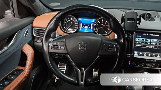 Maserati Levante 2020 Черный из Кореи, фото 4