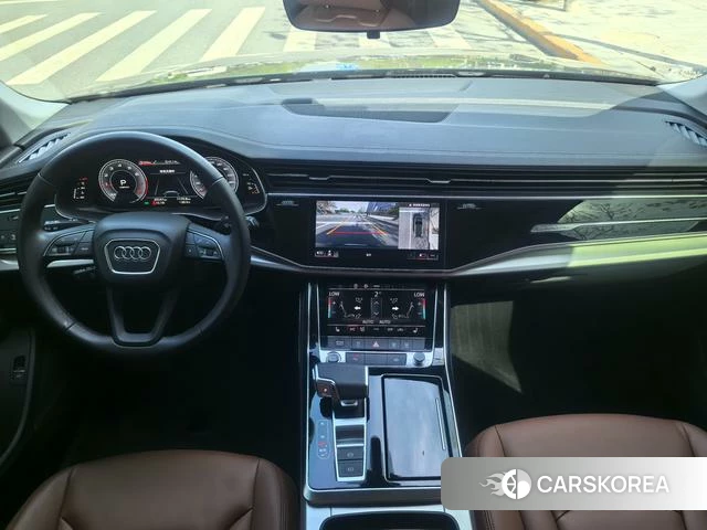 Audi Q7 2024 Черный из Китая, фото 4