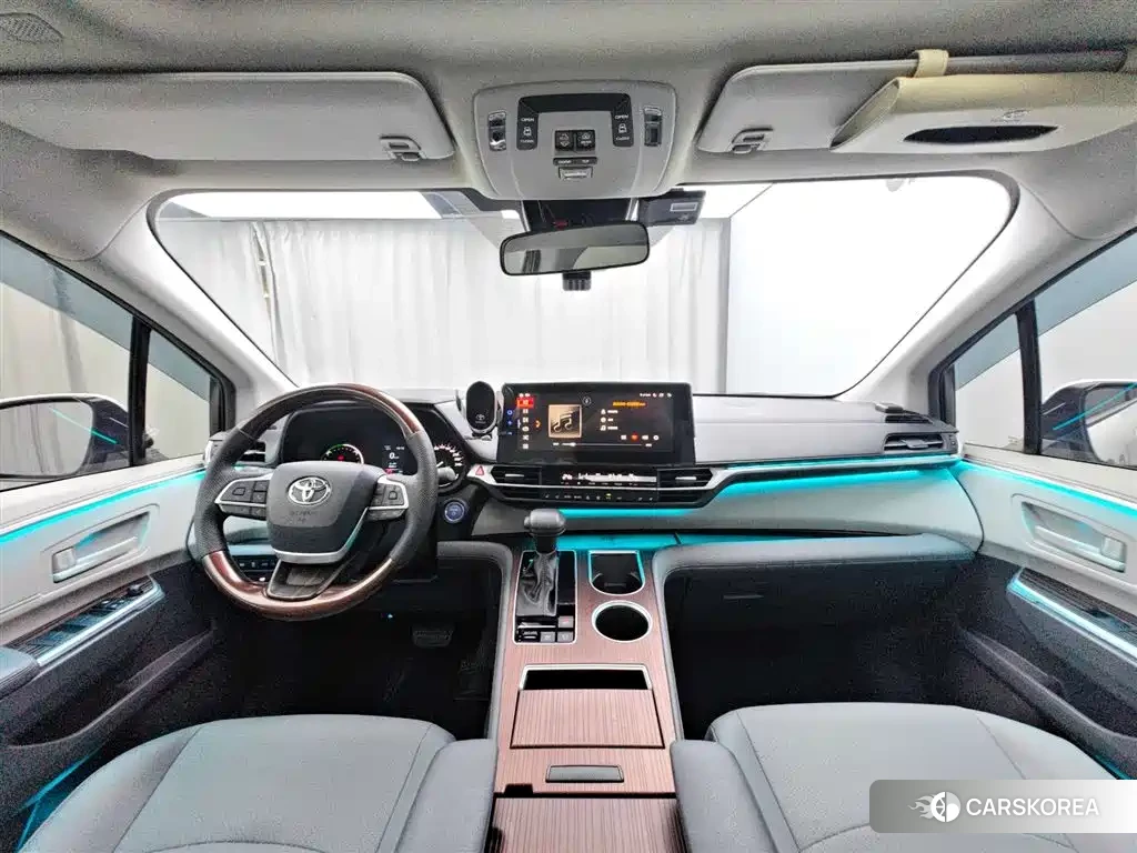 Toyota Grevia 2023 Белый из Китая, фото 4