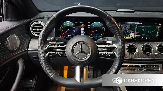 Mercedes-Benz E-Class W213 2023 Черный из Кореи, фото 4