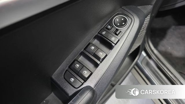 Kia Seltos 2022 Серый из Кореи, фото 4