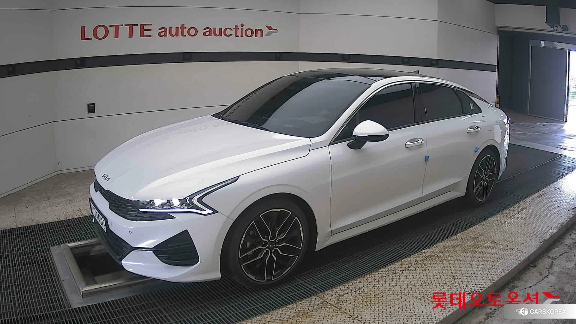 Kia K5 2023 Snow White Pearl (optional) из Кореи, фото 4