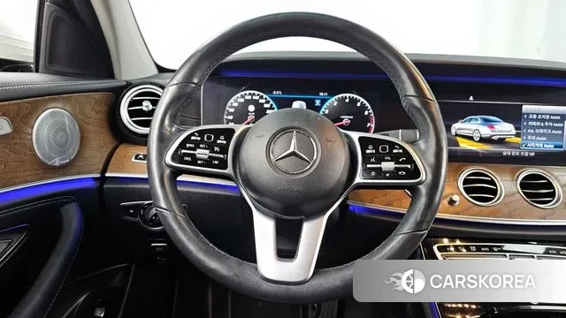 Mercedes-Benz E-Class W213 2019 Белый из Кореи, фото 4