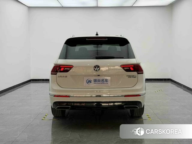 Volkswagen Tiguan L PHEV 2021 Белый из Китая, фото 4