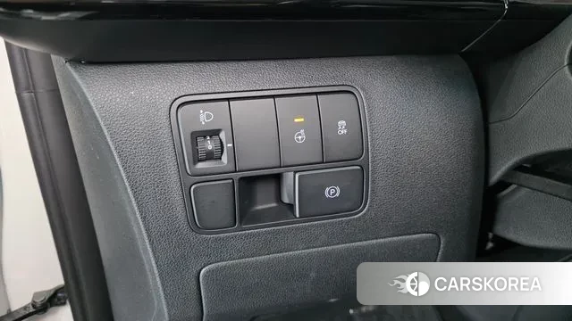 Hyundai Staria 2023 Белый из Кореи, фото 4