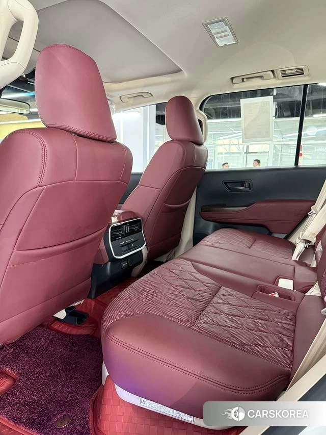 Toyota Land Cruiser (imported) 2025 Белый из Китая, фото 4