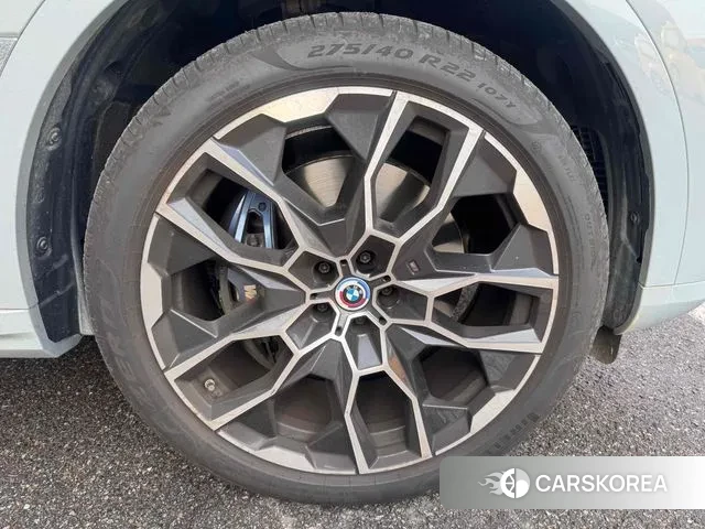 BMW X7 (G07) 2024 Цвет галактики из Кореи, фото 4