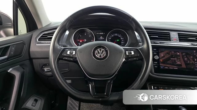 Volkswagen Tiguan second Generation 2020 Серый из Кореи, фото 4