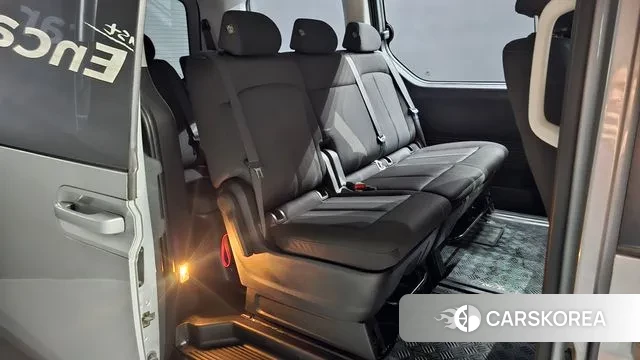 Hyundai Staria 2021 Серебряный из Кореи, фото 4