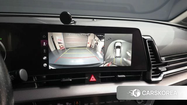 Kia Sportage 5th Generation Hybrid 2023 Белый из Кореи, фото 4