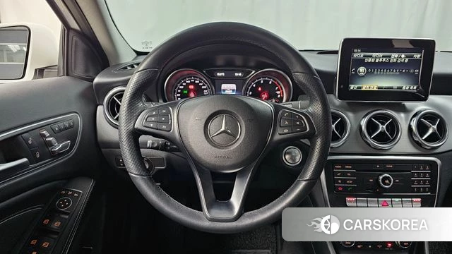Mercedes-Benz GLA-Class X156 2019 Белый из Кореи, фото 4
