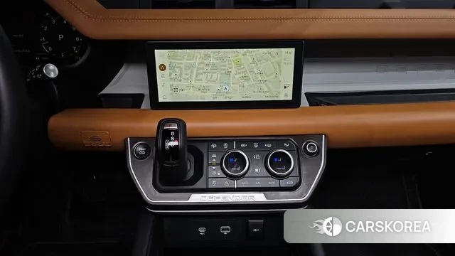 Land Rover Defender (L663) 2024 Белый из Кореи, фото 4