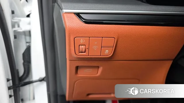 Kia The New K5 3rd generation 2025 Белый из Кореи, фото 4