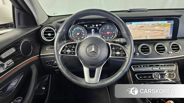 Mercedes-Benz E-Class W213 2019 Белый из Кореи, фото 4