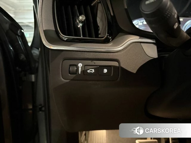 Volvo XC60 second Generation 2020 Серый из Кореи, фото 4