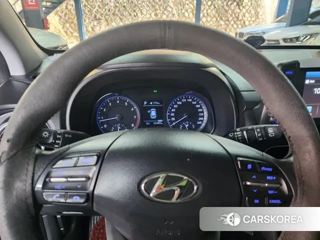 Hyundai Kona 2018 Белый из Кореи, фото 4