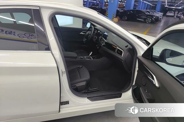 BMW 1 series 2020 Белый из Китая, фото 4