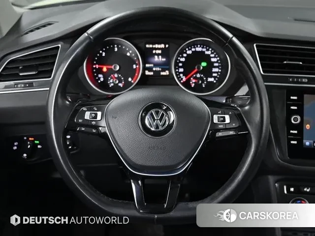 Volkswagen Tiguan second Generation 2019 Белый из Кореи, фото 4