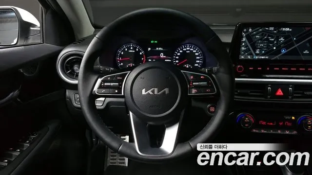 Kia The New K3 2nd generation 2023 Белый из Кореи, фото 4