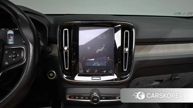 Volvo XC40 2019 Черный из Кореи, фото 4