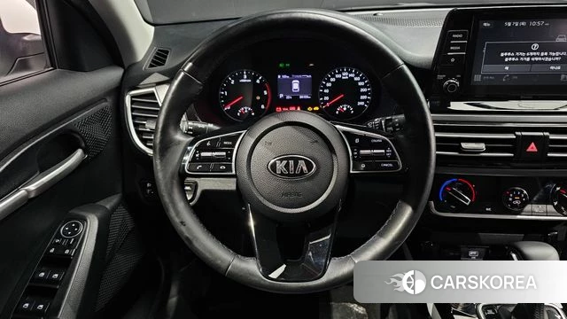 Kia Seltos 2020 Белый из Кореи, фото 4