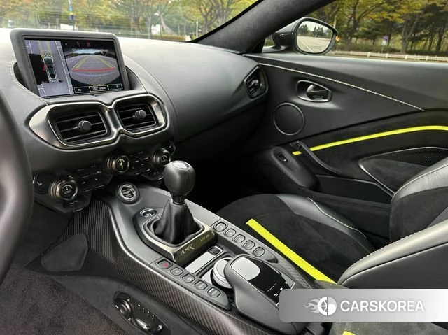 Aston Martin Vantage 2nd Generation 2020 Черный из Кореи, фото 4