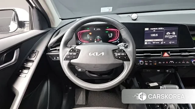 Kia Di Ol Nu Niro 2022 Белый из Кореи, фото 4