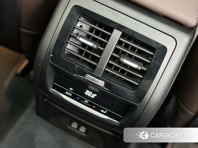 BMW X3 2021 Белый из Китая, фото 4