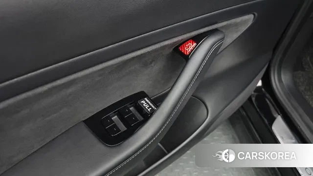 Tesla Model 3 2020 Черный из Кореи, фото 4