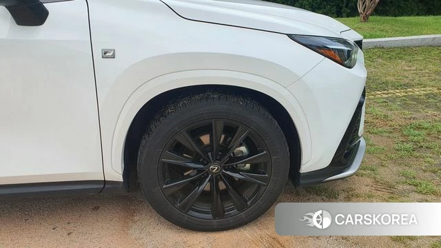 Lexus NX450h + 2nd generation 2025 Белый из Кореи, фото 4