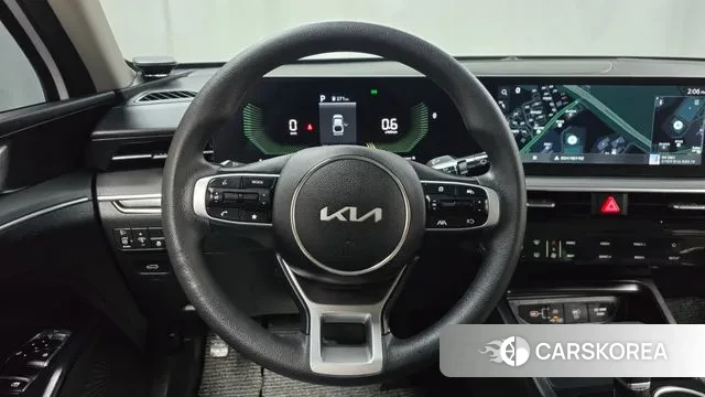 Kia The New K5 3rd generation 2025 Белый из Кореи, фото 4