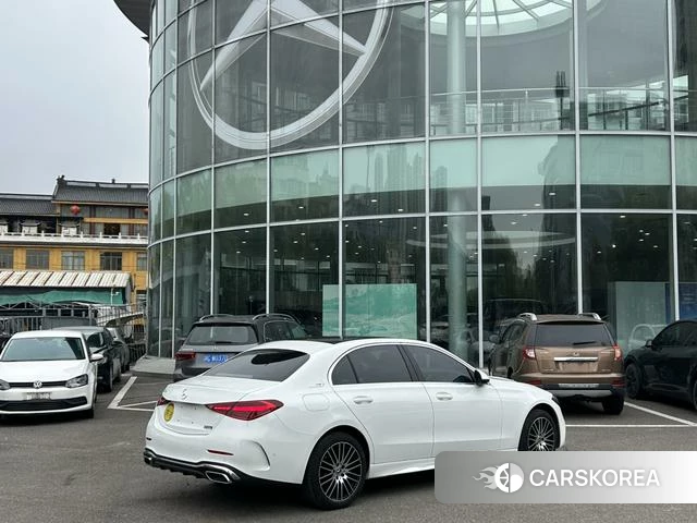 Mercedes-Benz Class C 2025 Белый из Китая, фото 4